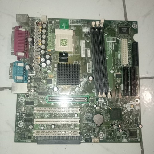 Motherboard used with SDRAM and AGP for retro PC
