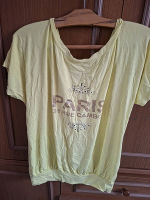 Derpouli T-shirt "Paris 31 Rue Cambon" used, yellow with rhinestones