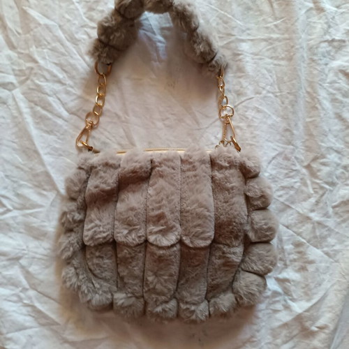 Shein women's small velvet shoulder bag new, beige