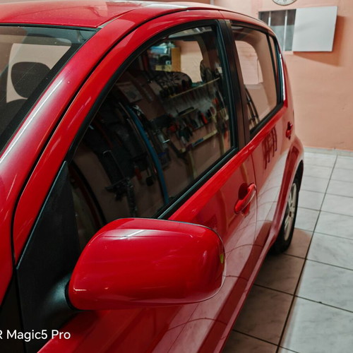 Subaru Justy μεταχειρισμένο 2009, 137000 χλμ, 1000 cc, αέριο, κόκκινο