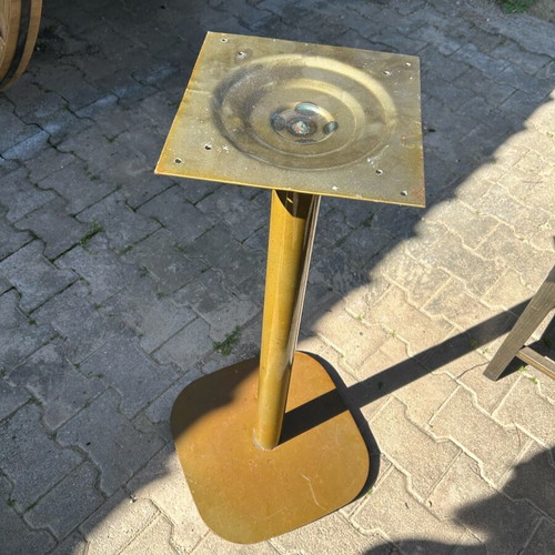 Electra stand base used, pack of 7, gold color