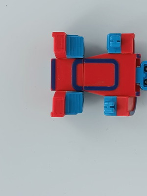Alpha Bots Letter O Transformer like new