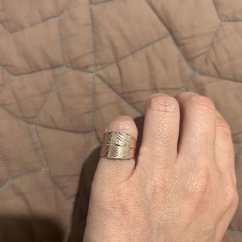 Rosegold ring for pinky finger like new, adjustable size