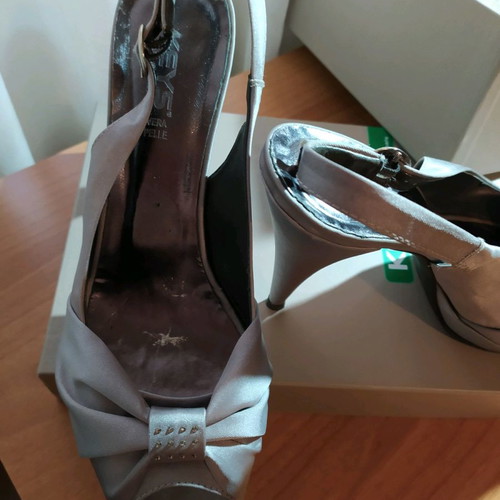 Keys evening sandals grey satin like new, 12cm heel with platform