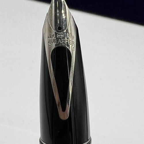 Sheaffer Intrigue Blue fountain pen 14k nib like new