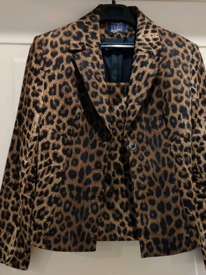 Leopard suit used, jacket and skirt size M