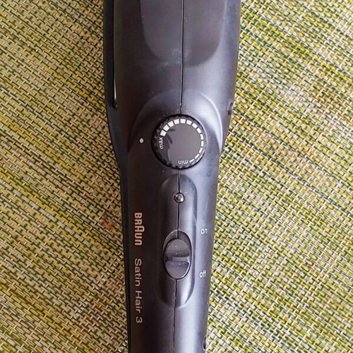 BRAWN Satin Hair 3 Hair Straightener like new
