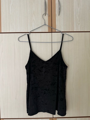 Hollister velvet blouse like new, black XS