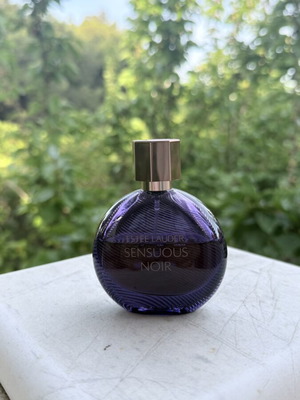 Estée Lauder Sensuous Noir Eau de Parfum 30ml like new, discontinued