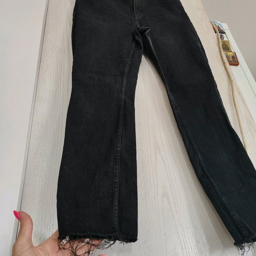 H&M Women's High-Waisted Stretch Jeans Size 42 Like New Black