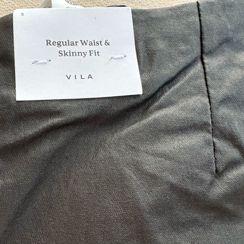 Vila women's leggings pants new, black, size Small no 10