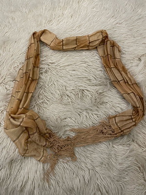 Beige scarf like new
