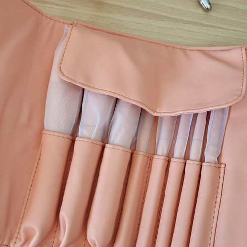 Makeup brush set of 8 new with case