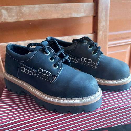 Adam's Shoes kids black shoes new, size 29, derby style