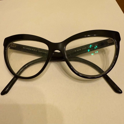 Burberry eyeglasses like new, black and white