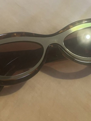 Boxnow sunglasses, oval tortoiseshell frame, unworn