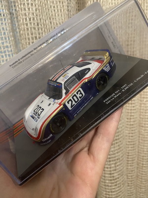 Porsche 961-1987 collectible new in box
