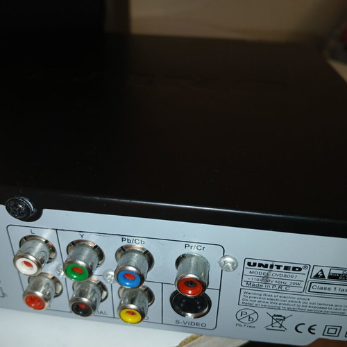 United DVD8097 multimedia player like new with CD, DVD, USB