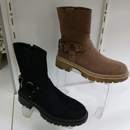Women's boots new in black and beige colors