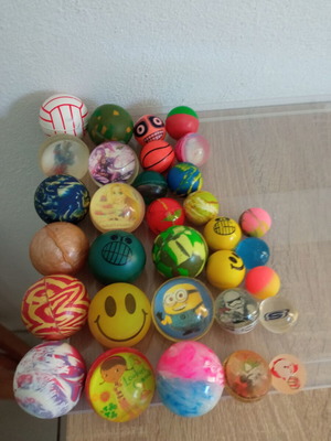 Crazy balls used, assorted lot