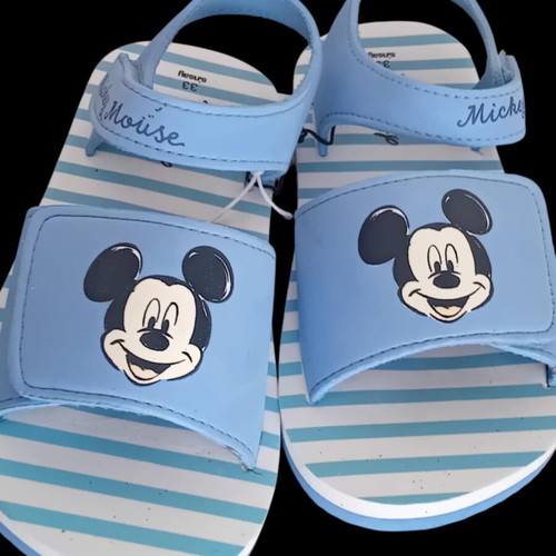 Summer sandals size 33 with Velcro closure new