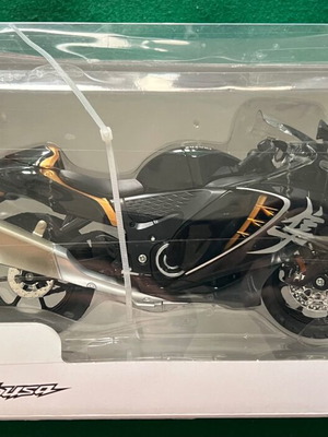 Hayabusa 1:12 scale model new in box