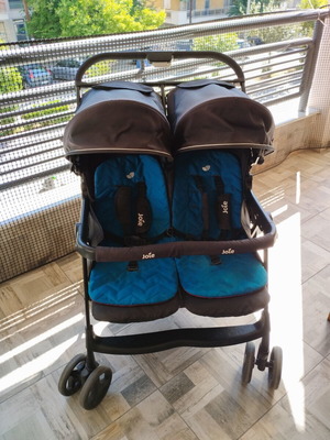 Joie Aire Twin Stroller used, lightweight aluminum frame