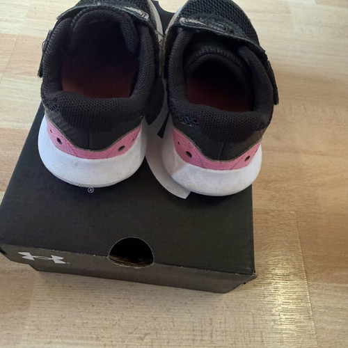 Under Armour girls' athletic shoes like new, black and pink, size 23.5