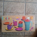 Toy kitchen set, 17 pieces