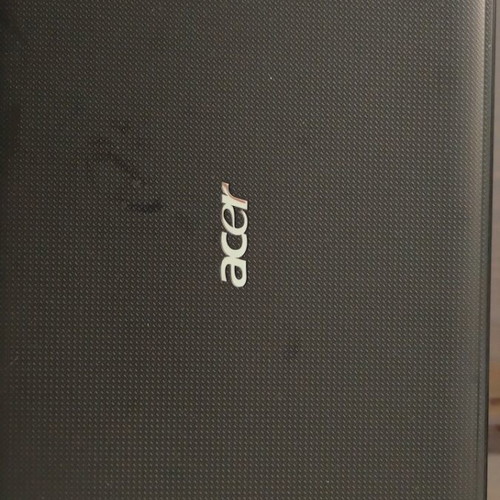 Acer Aspire laptop used, Intel Core i5, 500GB SSD, 6GB RAM, Windows 10
