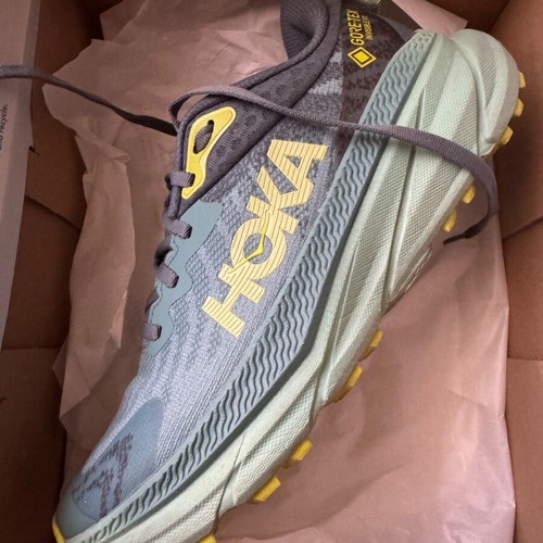 Hoka One One Athletic Shoes like new, turquoise, size 39