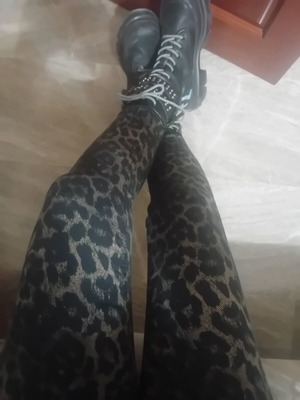 Calzedonia animal print slim fit pants size XS like new