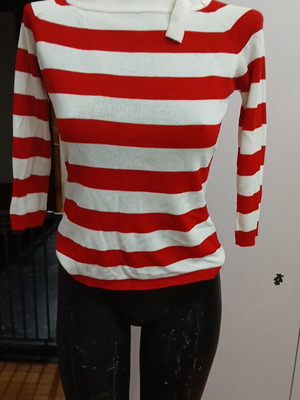 Summer blouse with crossover sleeve like new, white and red, size S