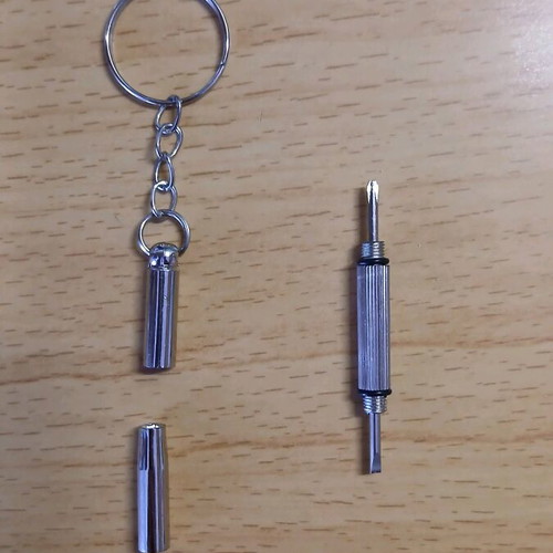 Keychain with Precision Screwdriver Multi-Tool New