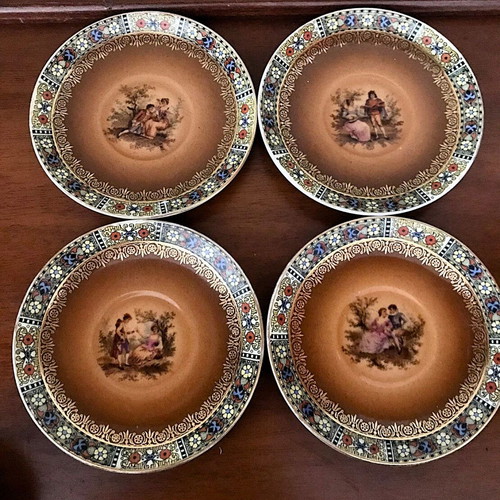 M.Z. Altrohlau porcelain set used, 4 cups and 4 saucers