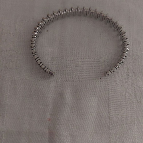 Bracelet made of stainless steel like new, silver color