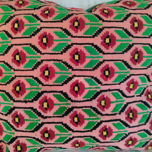 Large embroidered pillow new 60x50 cm