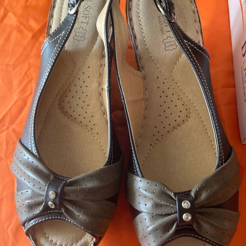 B-Soft platform shoes new size 41 leather orthopedic comfortable