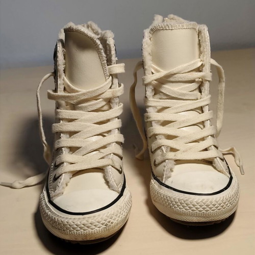 Converse Chuck Taylor Shoes No28 like new, unisex