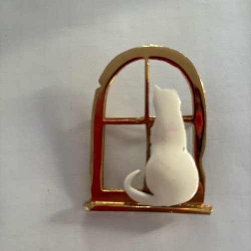 White Cat Window Brooch handmade used, gold-plated