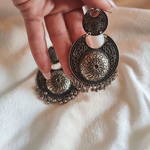 Indian boho carved dangling earrings new
