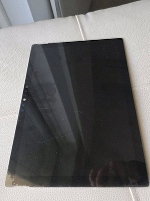 Surface Pro 4 and Pro 5 screen new