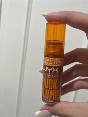 NYX Plump used
