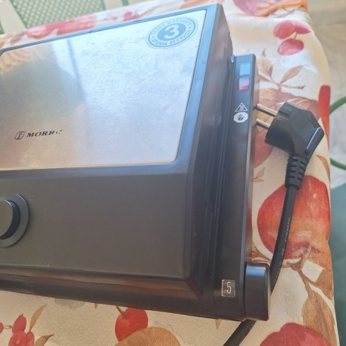 Morris sandwich maker like new, model S1306SM
