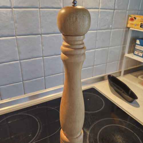 Large wooden pepper mill 42cm used manual grinder
