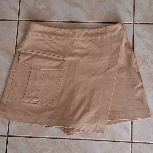 Zara skort beige like new, faux suede, size S