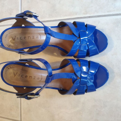 Vicenza sandals No37 blue electric new