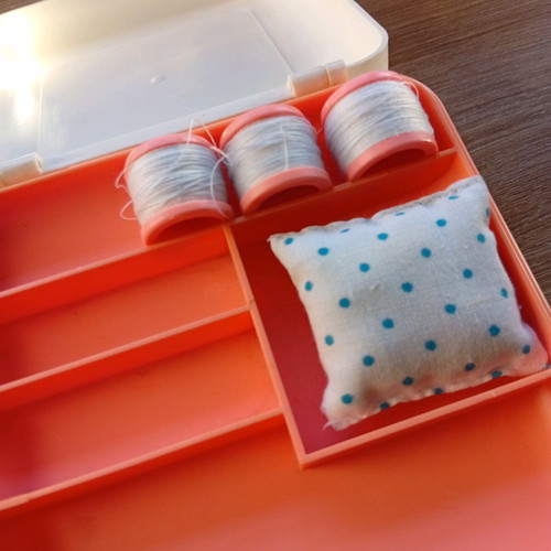 Sewing thread storage box used from 80s-90s toy
