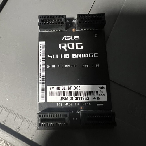 NVIDIA SLI bridge for GPU connection