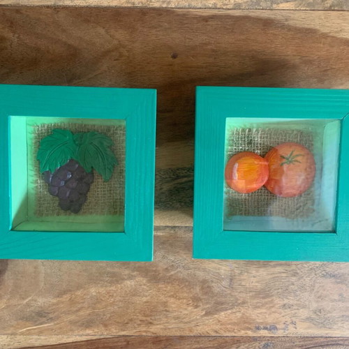 Vintage wooden frames like new, set of 2 with glass